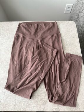 American Eagle Outfitters High-Waisted Leggings in Mauve Brown